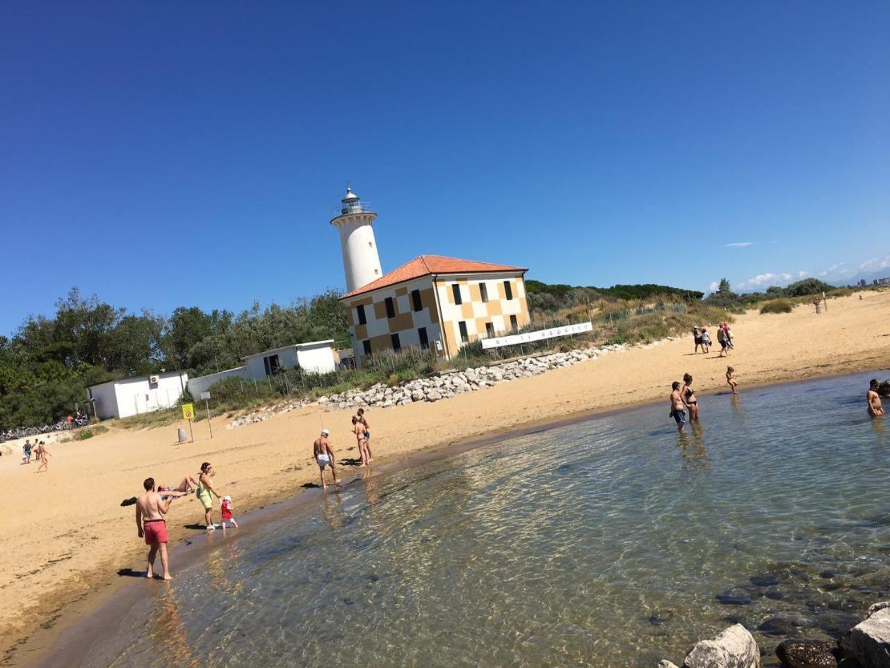 Appartamenti Sirio Via Pesci 6,8,14 Бибионе Экстерьер фото
